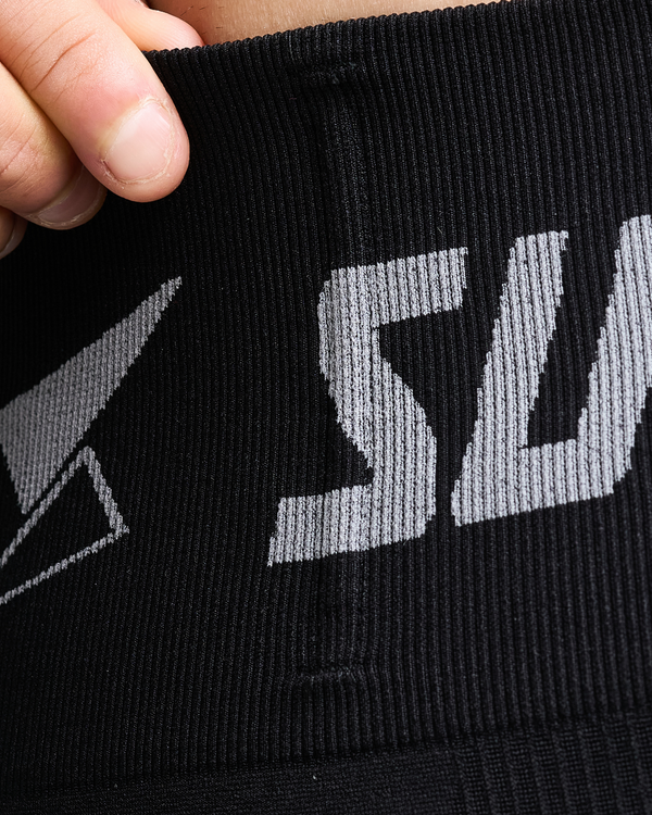 Short de compression CORETECH® Lionel breveté pour hommes pour les blessures à l'aine, aux ischio-jambiers, à l'OP, à la hanche et à l'instabilité pelvienne.